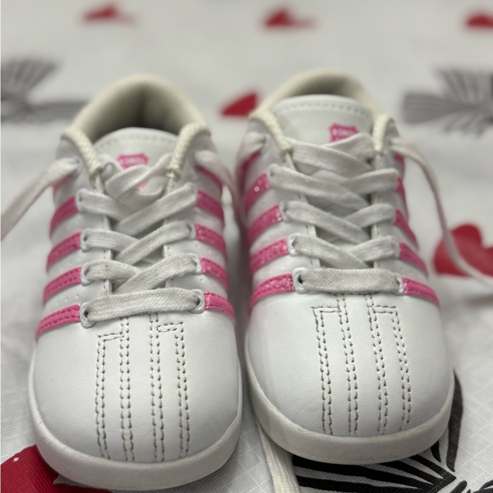 K-Swiss Kids White and Pink Striped Sneakers
